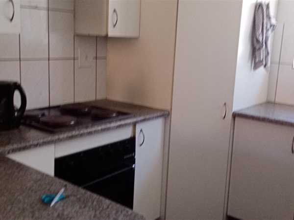 2 Bed Apartment in Rensburg