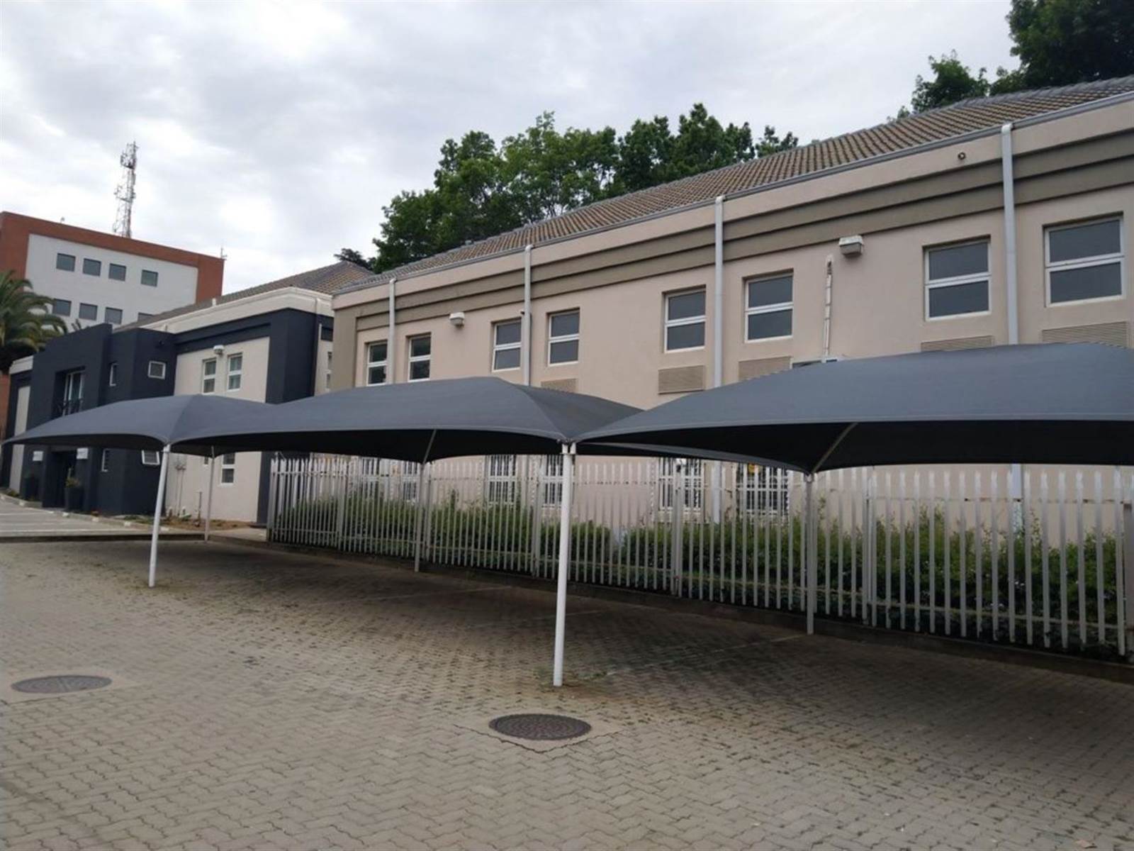 428  m² Commercial space in Woodmead photo number 1