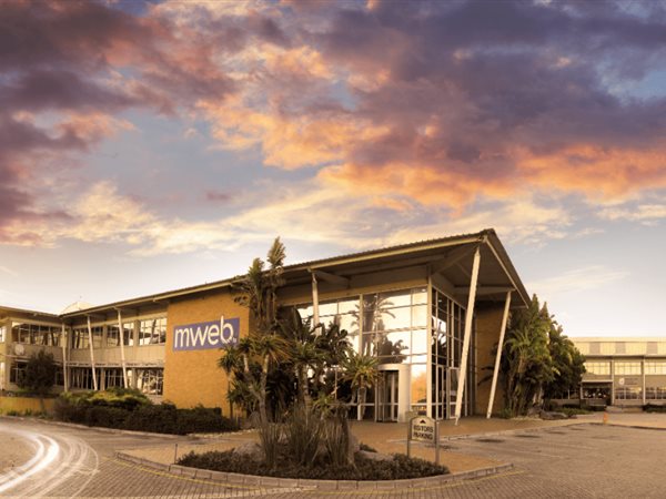 2036  m² Commercial space in Parow
