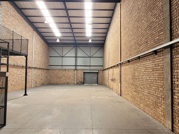 279  m² Industrial space