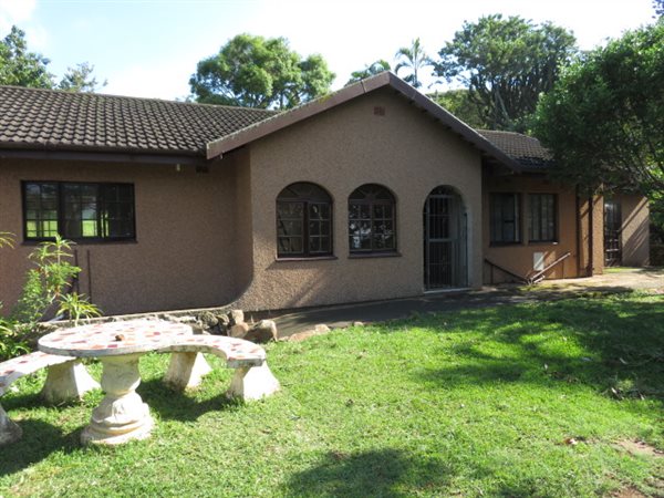 3 Bedroom House 3 Bedroom House