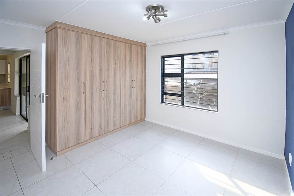 3 Bed Townhouse in Modderfontein photo number 11