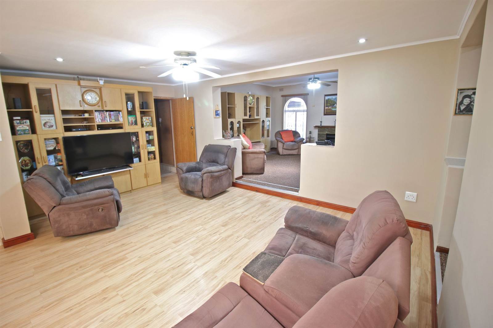 4 Bed House in Panorama photo number 10