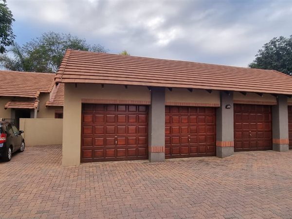 3 Bed Townhouse in Nirvana
