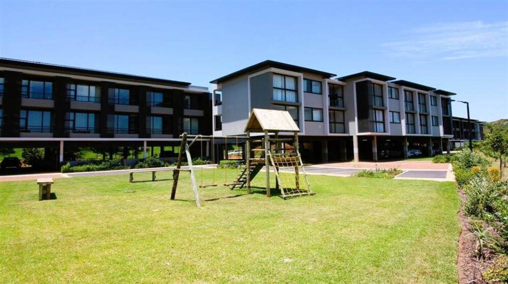 2 Bed Apartment in Port Zimbali Estate photo number 8