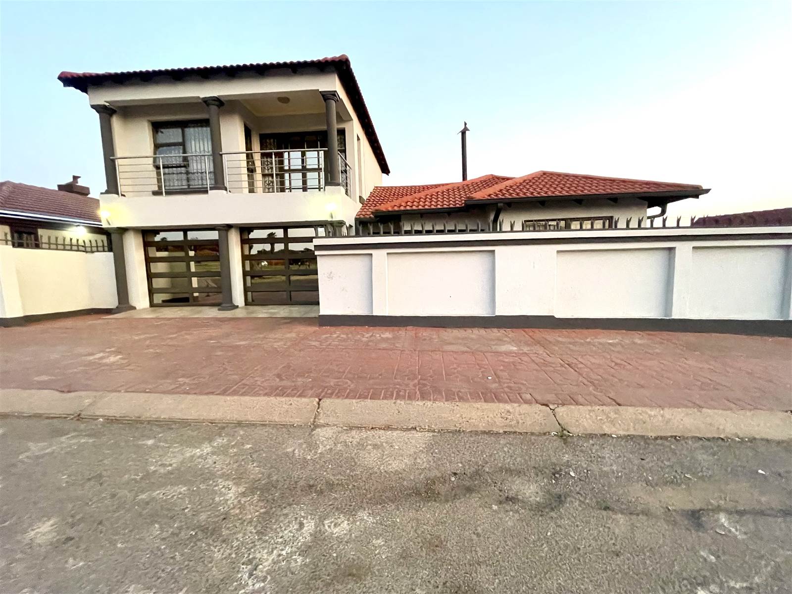 4 Bed House in Mamelodi Sun Valley photo number 17