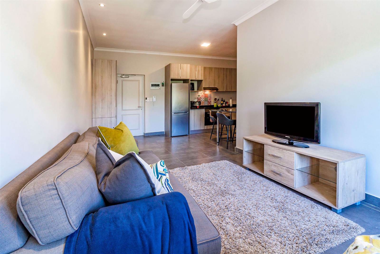 1 Bed Apartment in Stellenbosch Central photo number 23