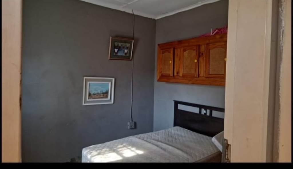 4 Bed House in Phalaborwa photo number 10