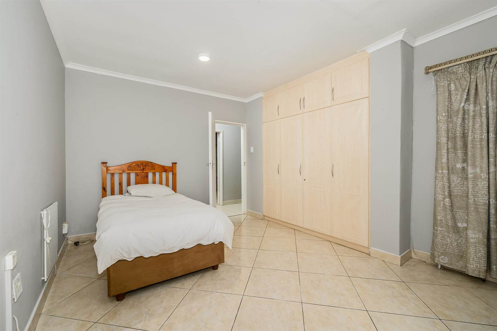 5 Bed House in Bluewater Bay photo number 22