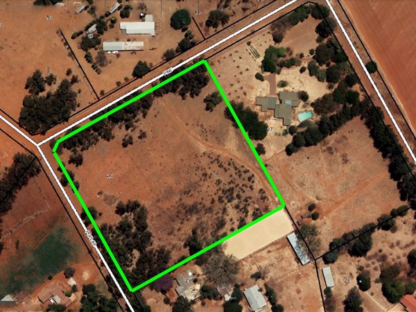 2.2 ha Land available in Benoni AH