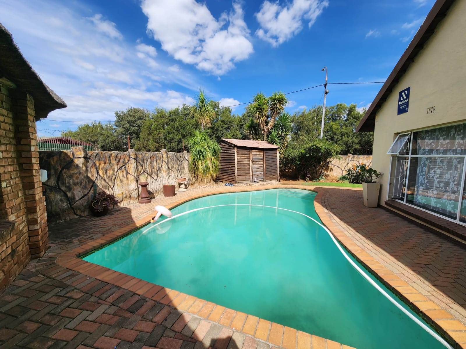 6 Bed House in Brenthurst photo number 3