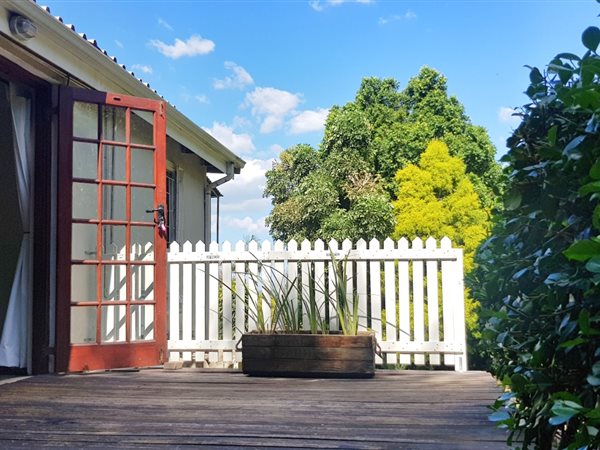 1 Bed Garden Cottage