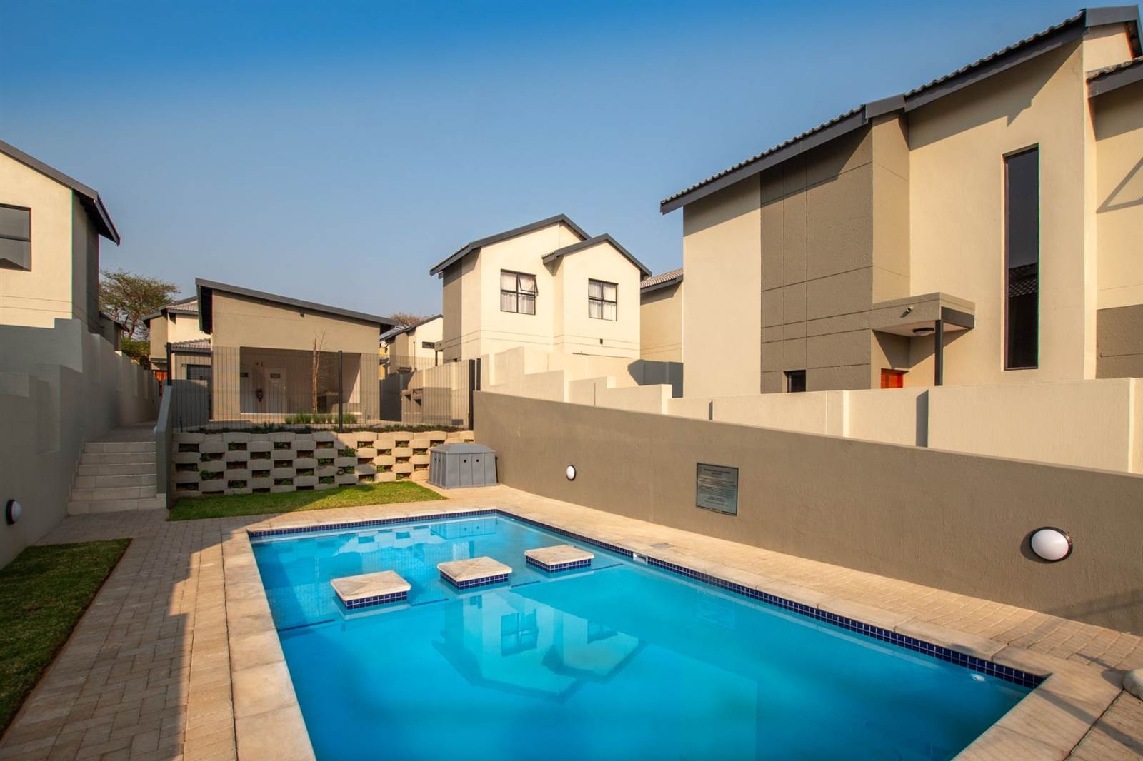 3 Bed Townhouse in Nelspruit photo number 19