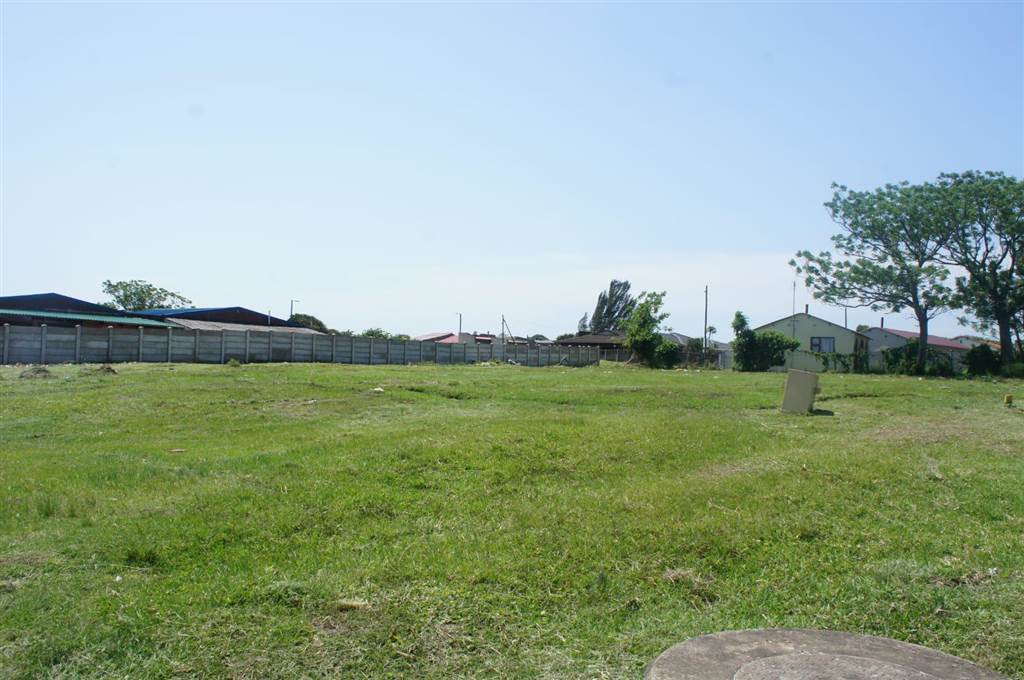 338 m² Land available in Esikhawini photo number 2