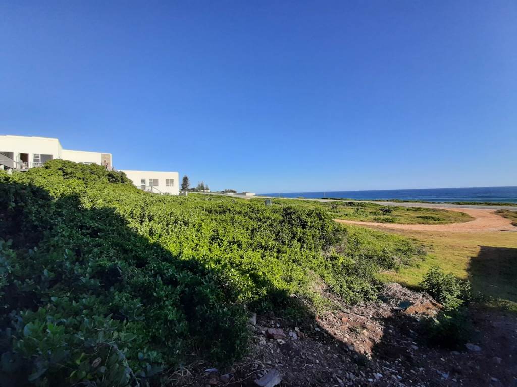 952 m² Land available in Seaview photo number 4