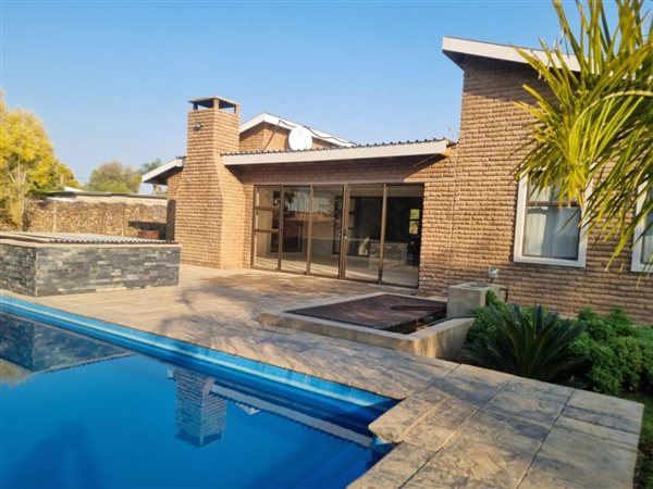3 Bed House in Upington