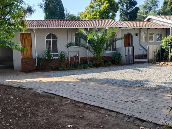 3 Bedroom House 3 Bedroom House