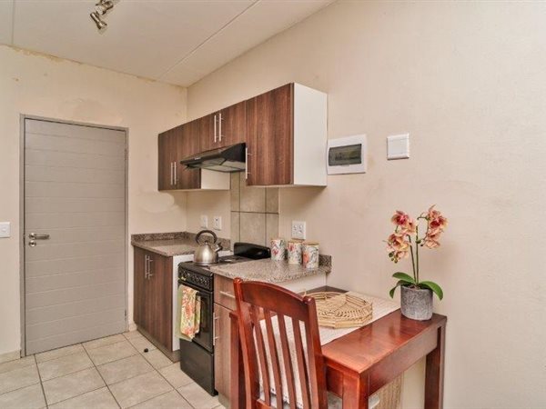 2 Bed Apartment