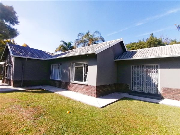 4 Bedroom House 4 Bedroom House