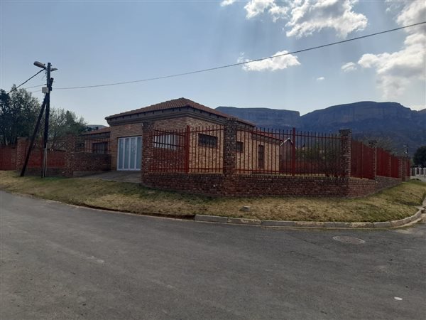 3 Bedroom House 3 Bedroom House