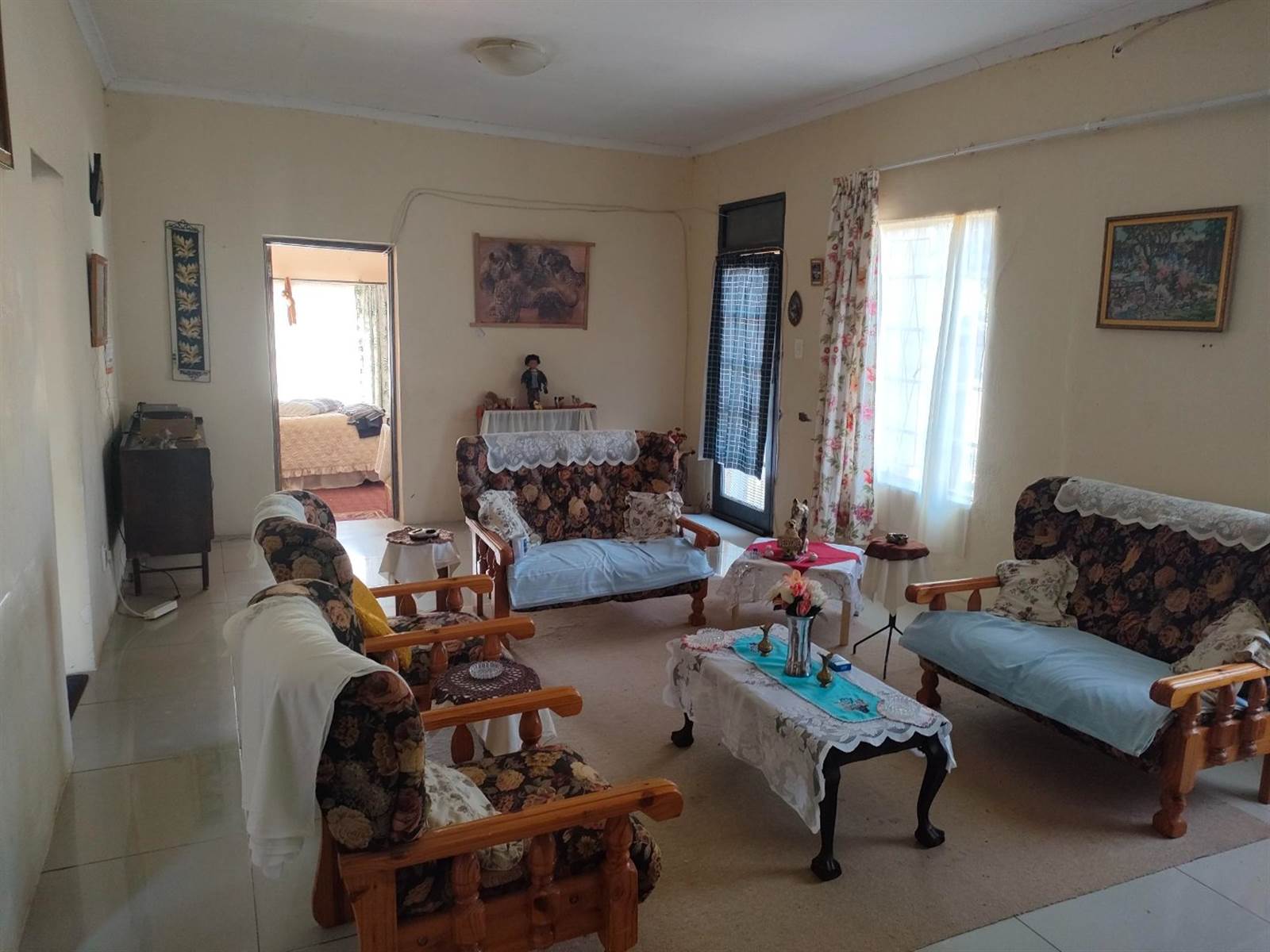 3 Bed House in Dewetsdorp photo number 1
