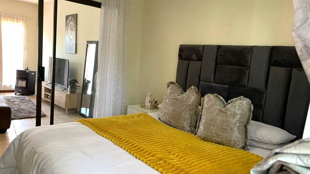 1 Bed Apartment in Dorandia photo number 12
