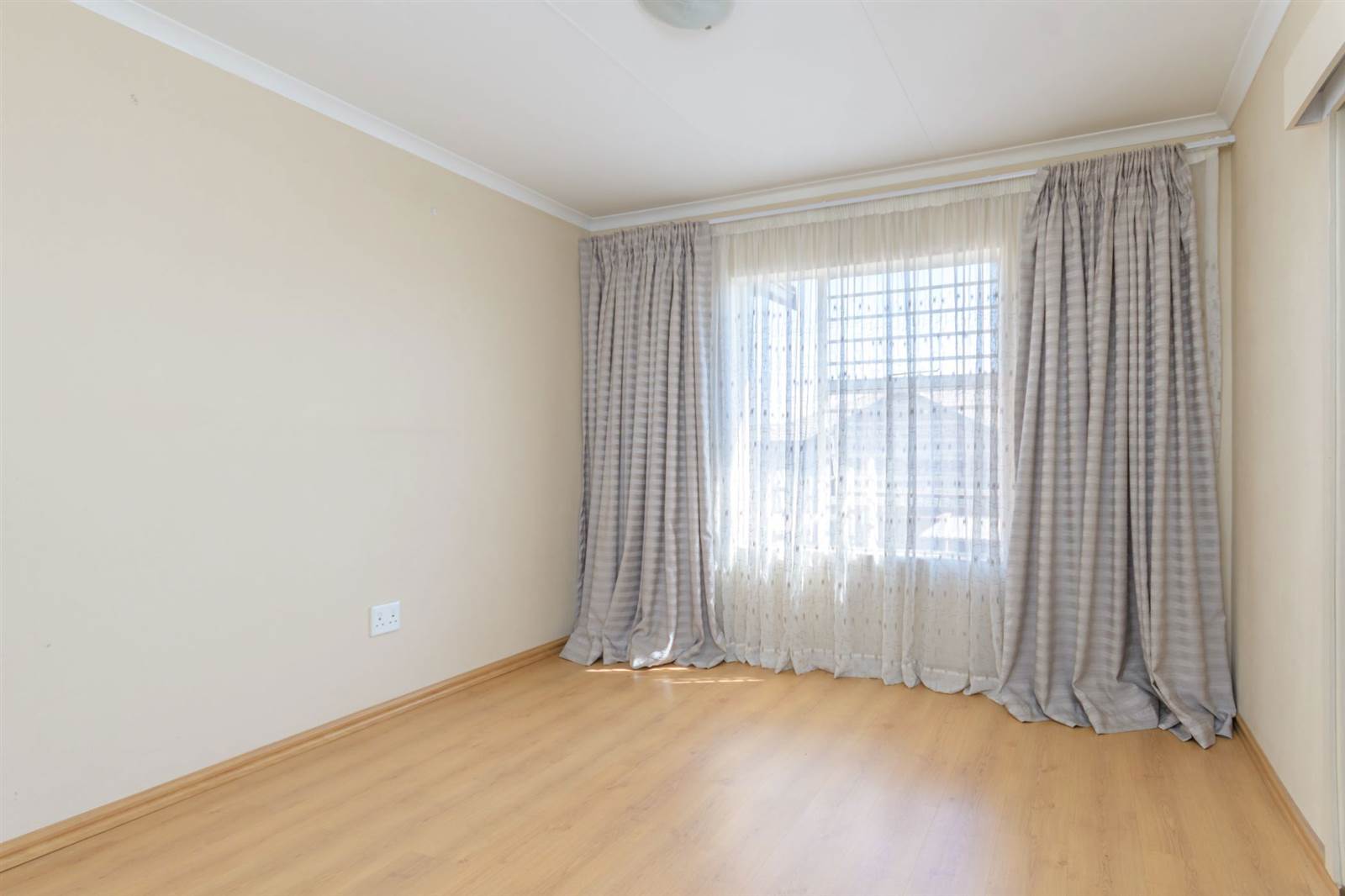 3 Bed Apartment in Terenure photo number 20