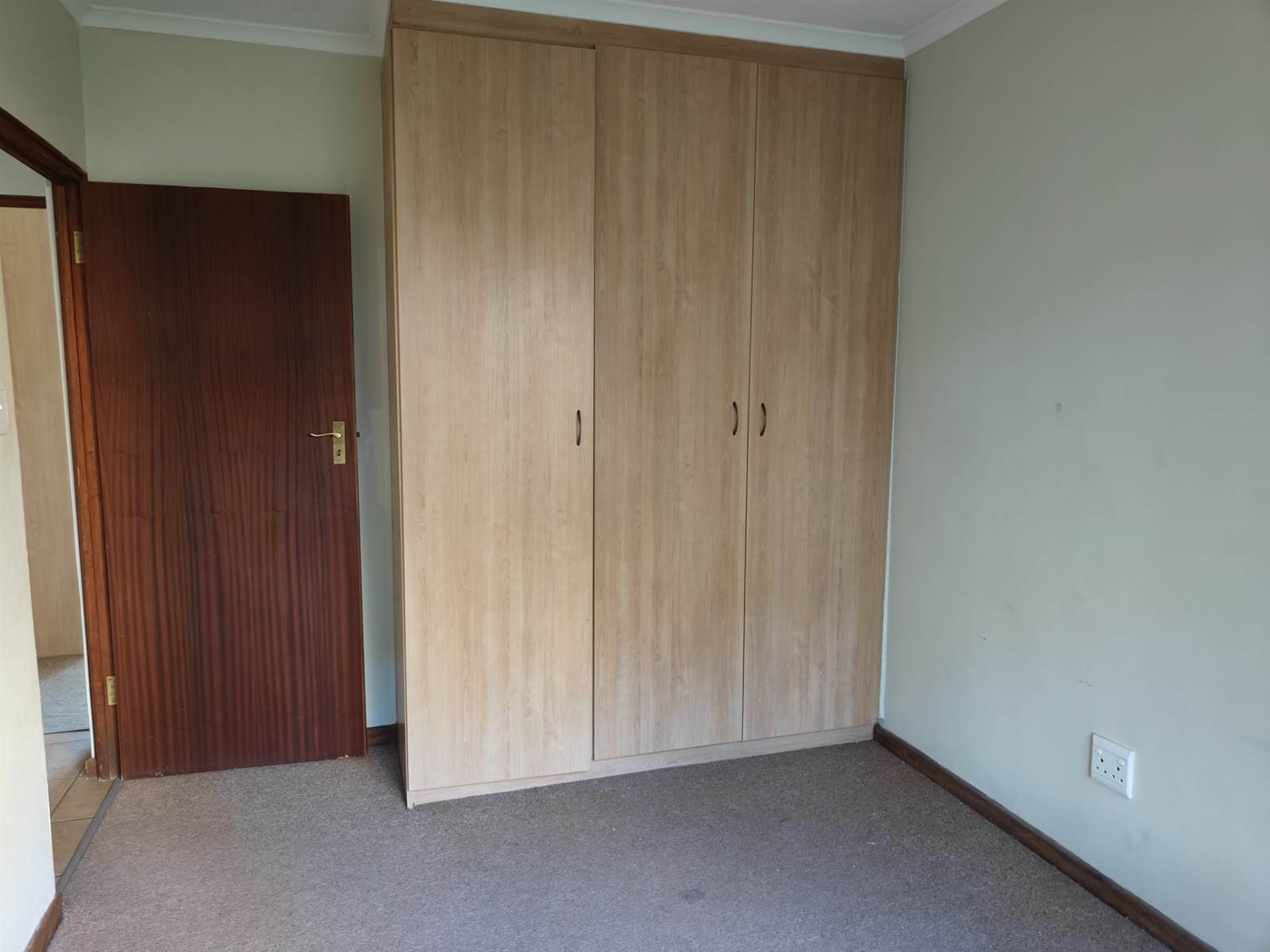 2 Bed Apartment in Zambezi Country Estate photo number 15