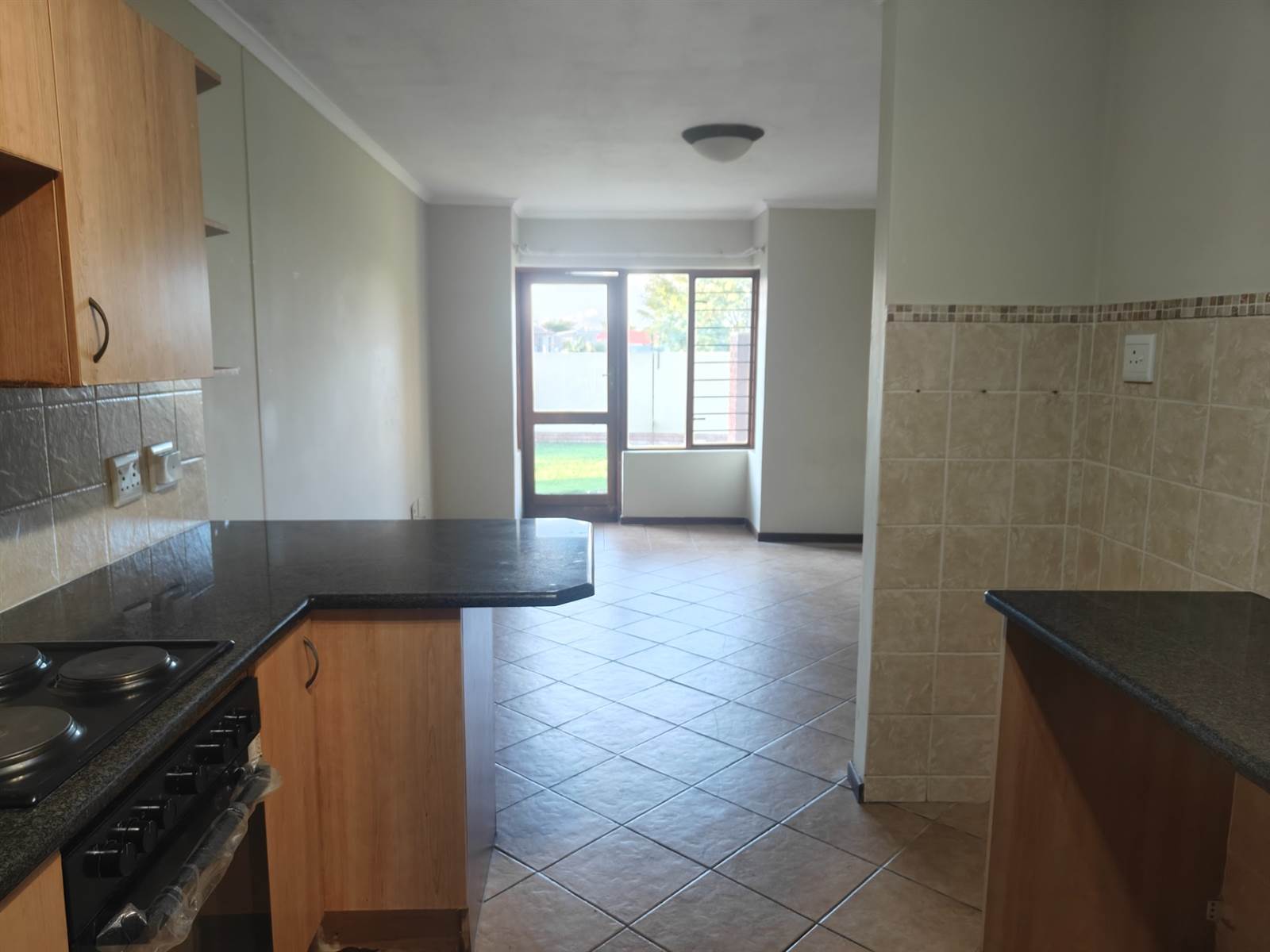 2 Bed Apartment in Zambezi Country Estate photo number 1