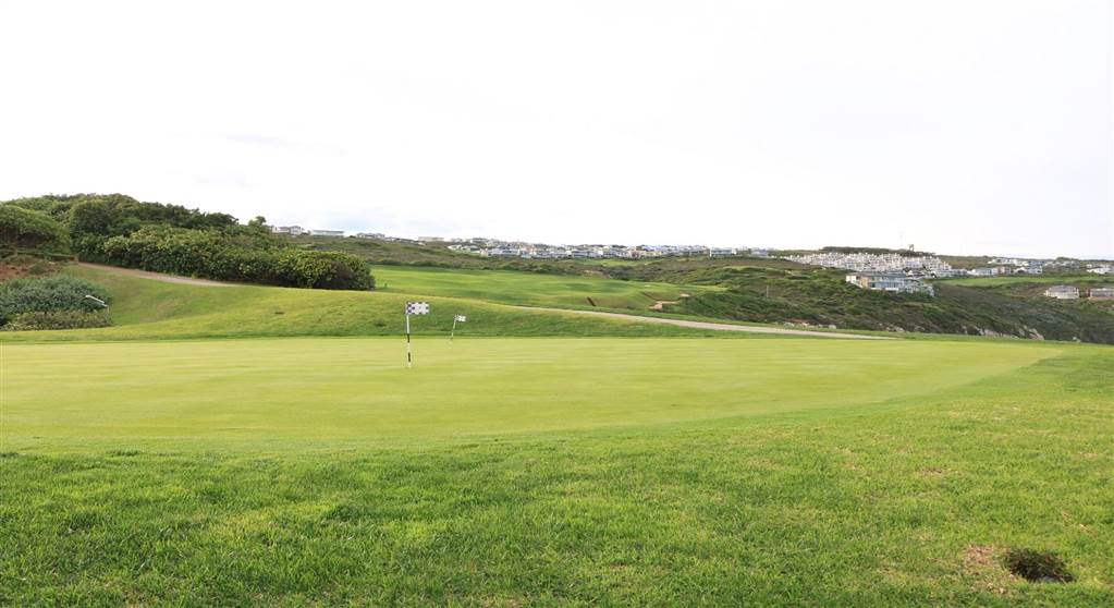 896 m² Land available in Pinnacle Point Golf Estate photo number 2
