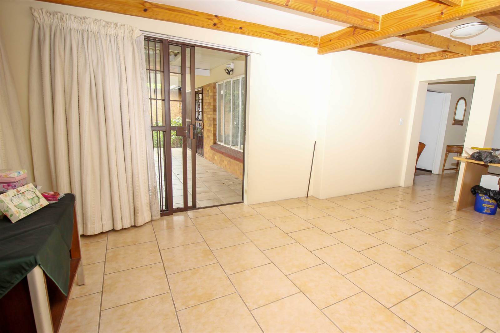 3 Bed House in Roodepoort West photo number 7