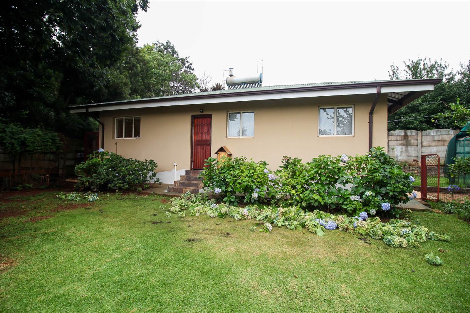 3 Bed House in Roodepoort West photo number 22