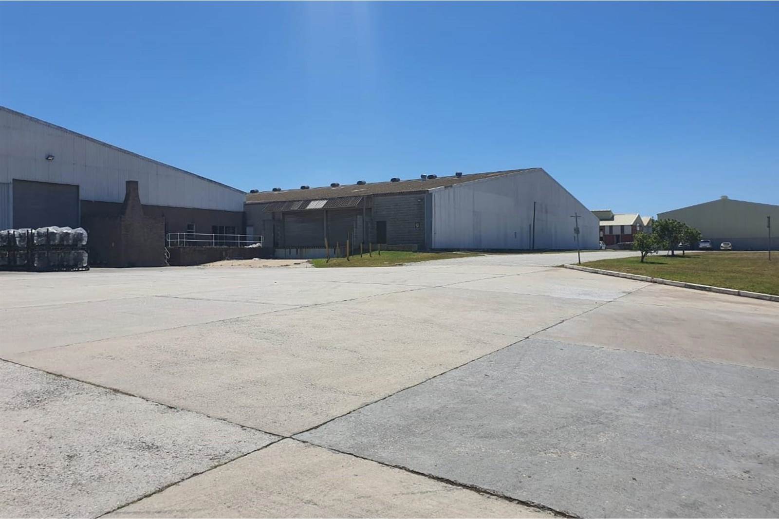 7000  m² Industrial space in Algoa Park photo number 21