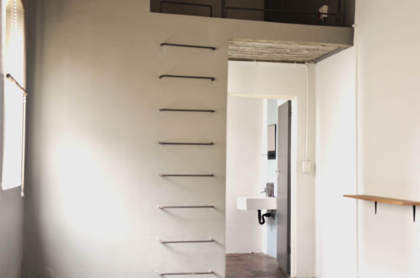 0.5 Bed House in Maboneng photo number 10