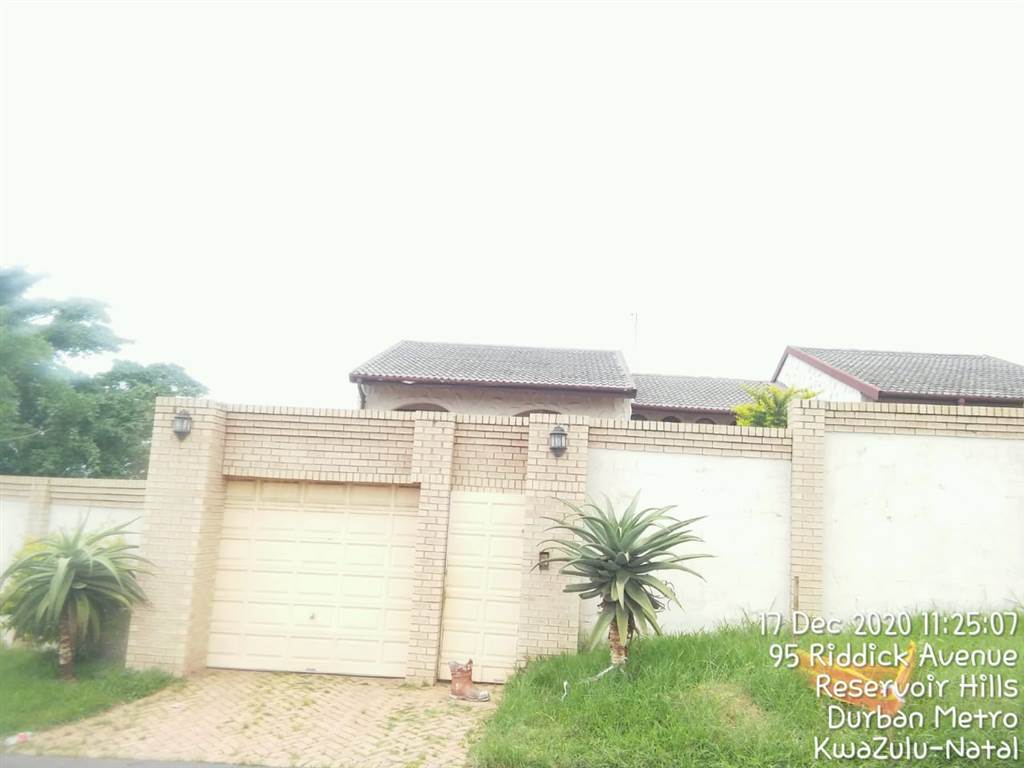 4 Bed House in Reservoir Hills photo number 3