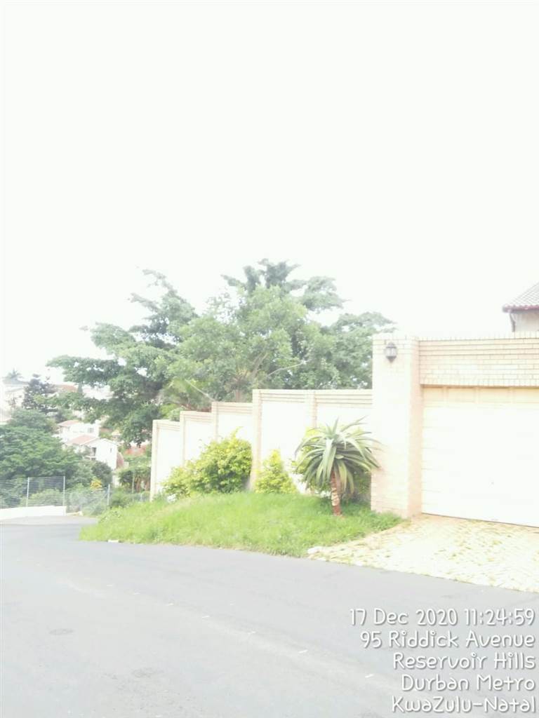 4 Bed House in Reservoir Hills photo number 4