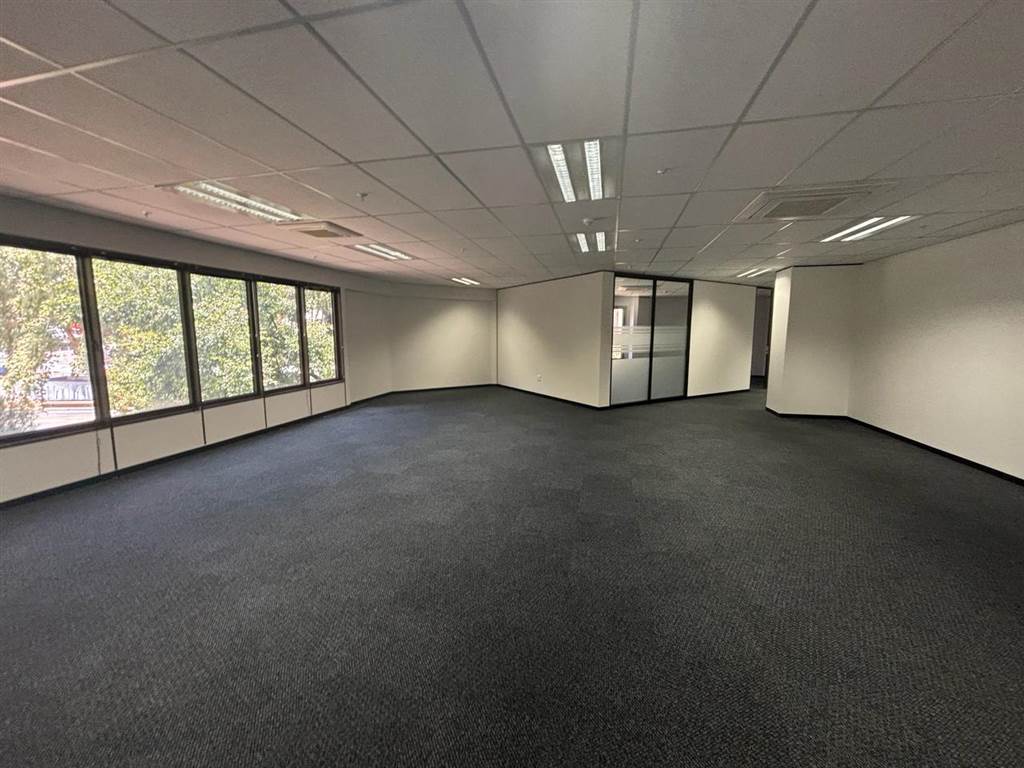 336  m² Commercial space in Parktown photo number 16
