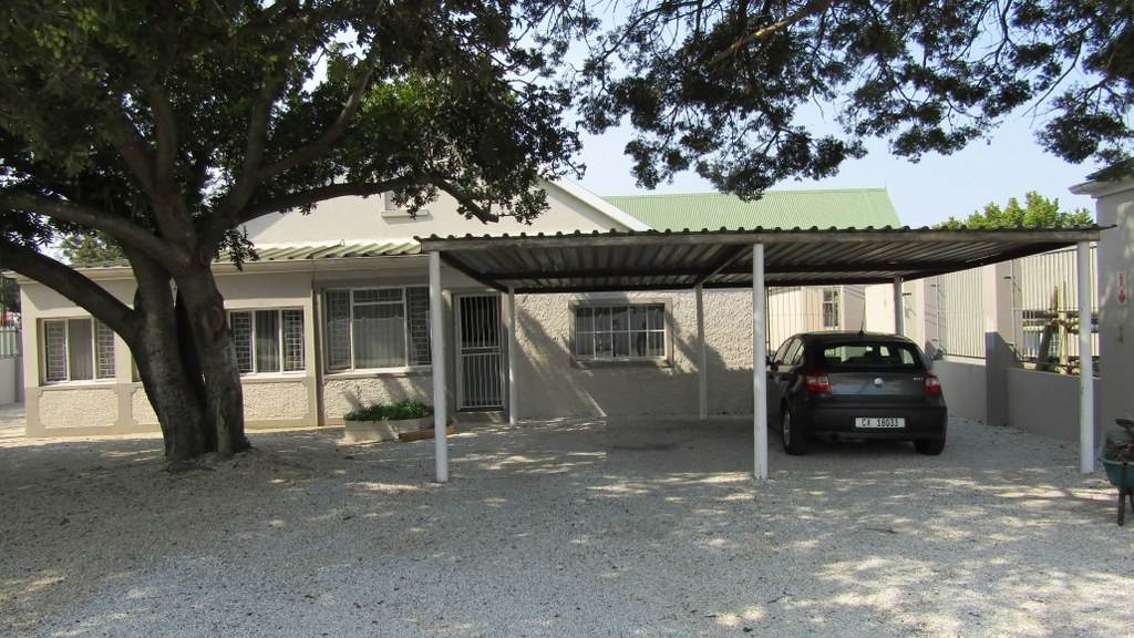 9 Bed House in Humansdorp photo number 20