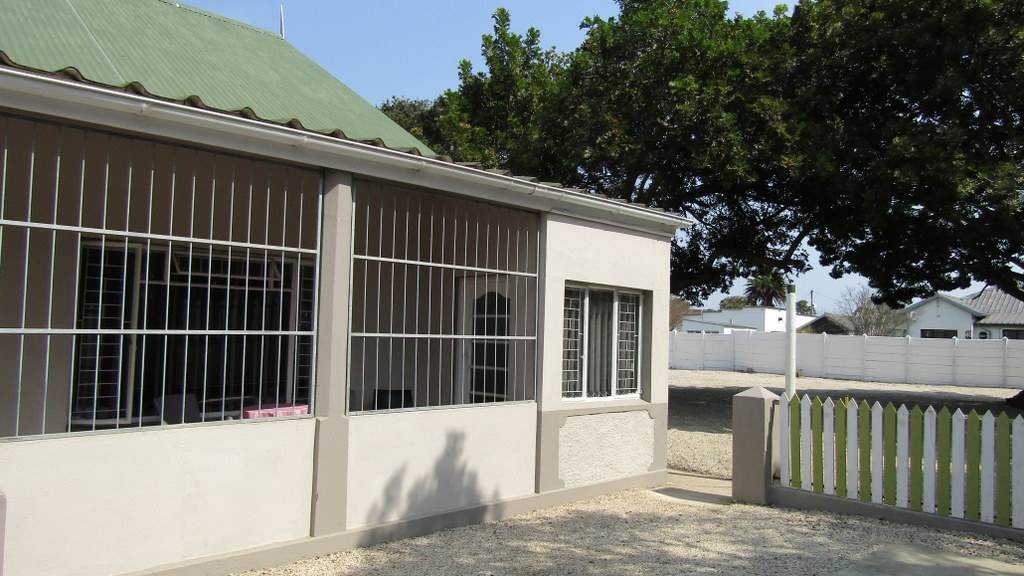 9 Bed House in Humansdorp photo number 3