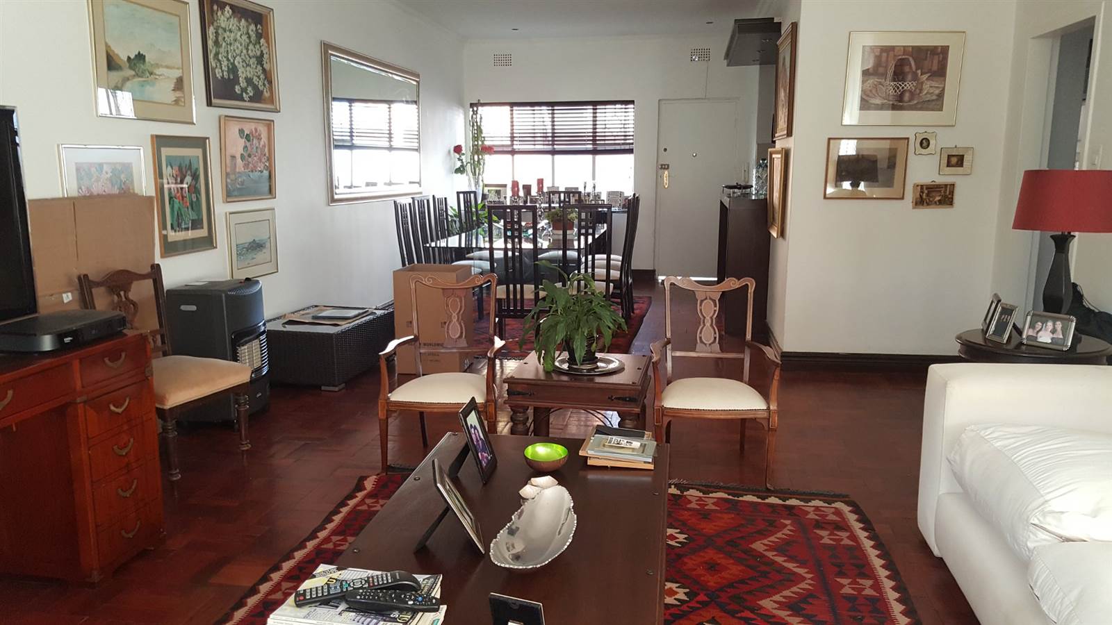 3 Bed Apartment in Illovo photo number 2