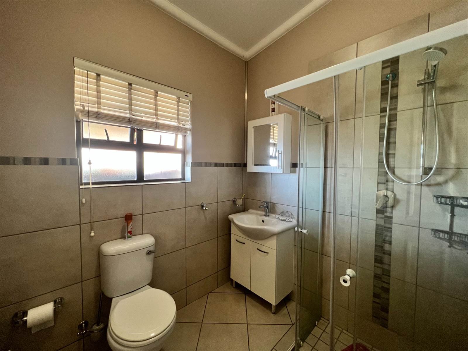 3 Bed Townhouse in Waterval East photo number 16