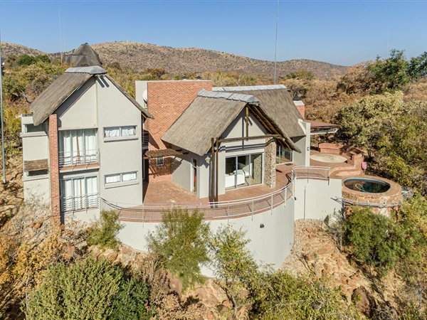 5 Bedroom House