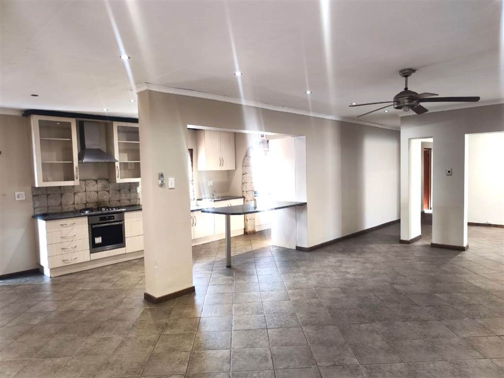 4 Bed House to rent in Van Dyk Park RR4205095 Private Property