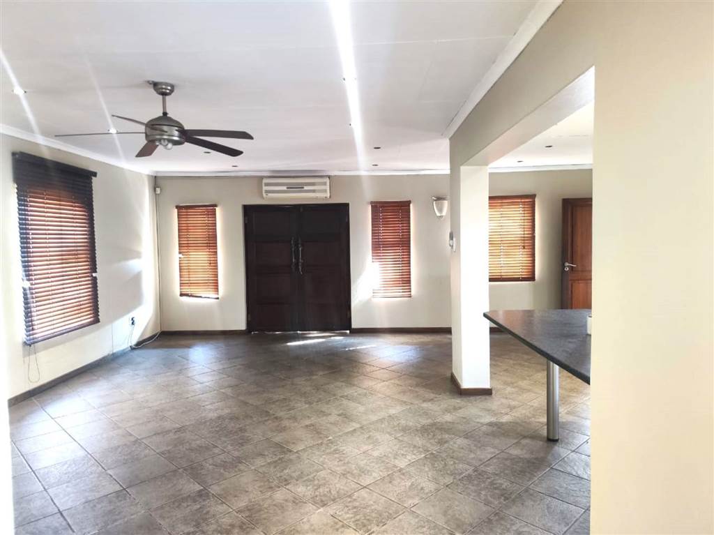 4 Bed House to rent in Van Dyk Park RR4205095 Private Property