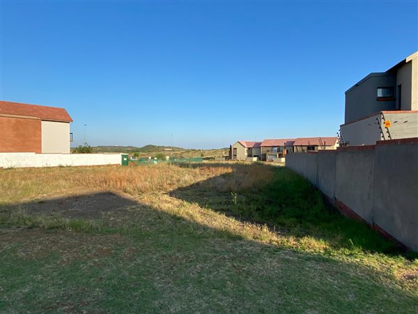 960 m² Land 960 m² Land