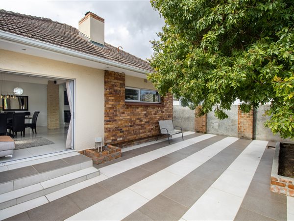 3 Bedroom House 3 Bedroom House