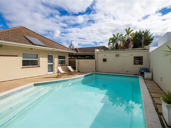 3 Bedroom House 3 Bedroom House