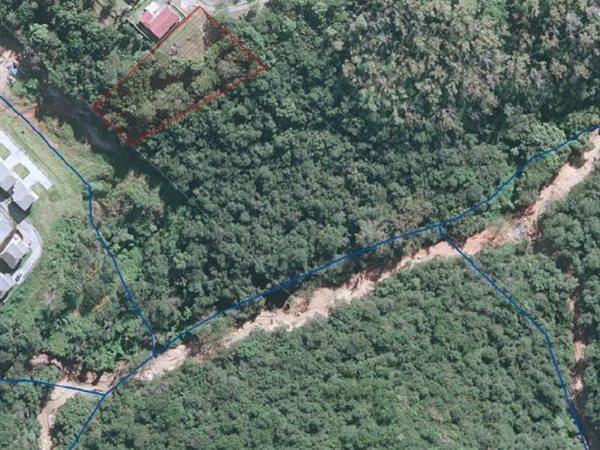 2.8 ha Land available in Queensburgh Central