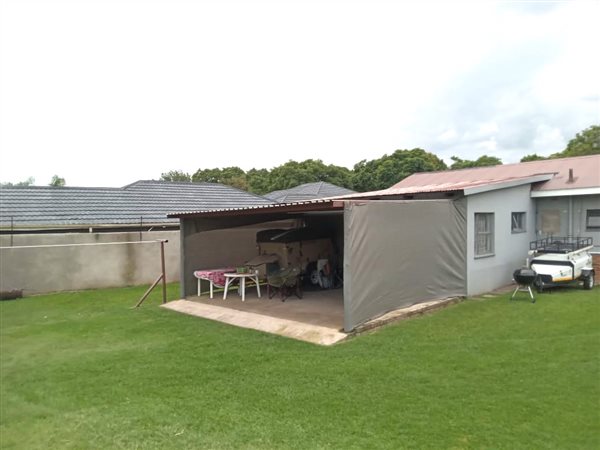 4 Bedroom House