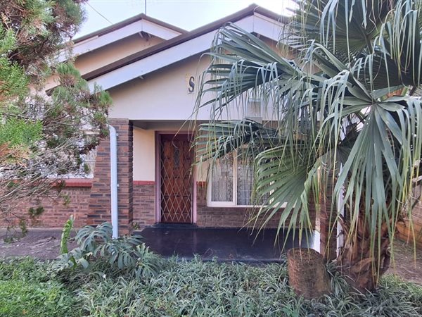 3 Bedroom House 3 Bedroom House